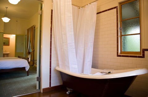 Coolabine Ridge Eco Sanctuary - Accommodation Resorts 3