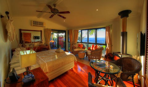 At Remingtons B & B - Accommodation Resorts 6