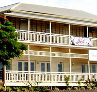 Gracemere Hotel - Accommodation Resorts
