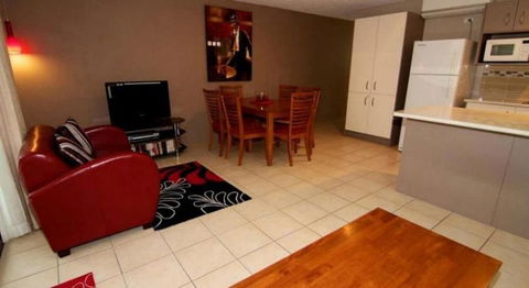Merrima Court Holidays - Accommodation Resorts 5