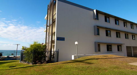 Merrima Court Holidays - Accommodation Resorts 7