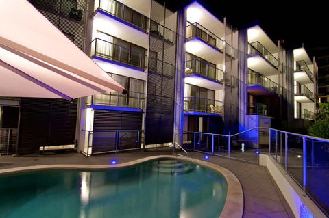 Merrima Court Holidays - Accommodation Resorts 0