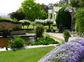 Lochinvar - Accommodation Resorts