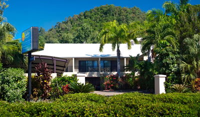 Comfort Inn & Suites Trinity Beach Club - Accommodation Resorts 0