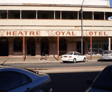 Theatre Royal Hotel - Accommodation Resorts 0