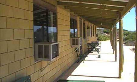 Nanga Bay Resort And Caravan Park - Accommodation Resorts 4