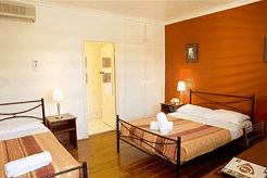 Easystay Motel - Accommodation Resorts