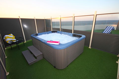 San Simeon Beachfront Apartments - Accommodation Resorts 4