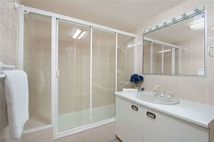Boulevard Towers - Accommodation Resorts 13