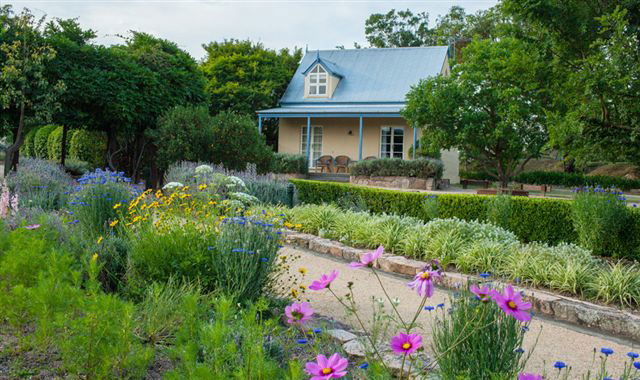 Ballandean QLD Accommodation Resorts