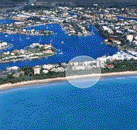 Beachcomber On The Spit - Accommodation Resorts