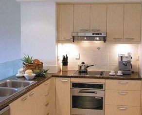 Sea Change Beachfront Apartments - Accommodation Resorts 4