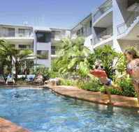 Flynns Beach Resort - Accommodation Resorts