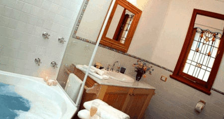 Carriages Country House - Accommodation Resorts 5