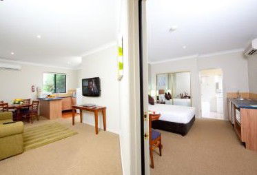 Pokolbin Hills Chateau Resort - Accommodation Resorts 2