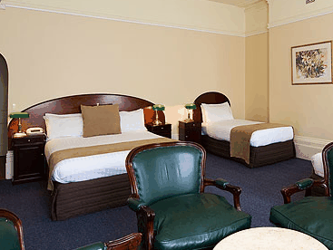 Hadleys Hotel - Accommodation Resorts 3