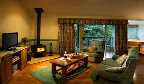 Clouds Of Montville Mountain Resort Motel - Accommodation Resorts 0