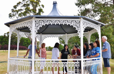 Poplars Inn - Accommodation Resorts 5