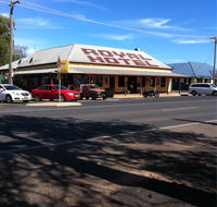 Royal Hotel Narromine - Accommodation Resorts