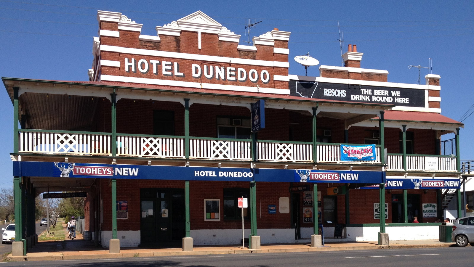 Dunedoo NSW Accommodation Resorts