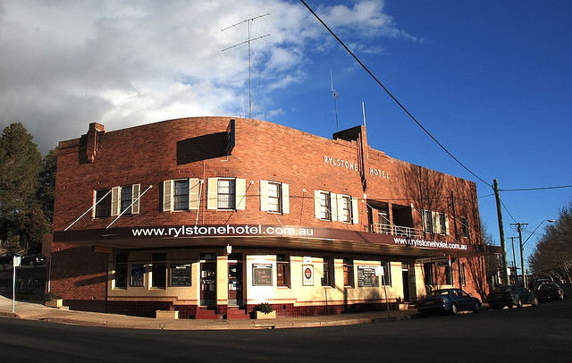 Pyangle NSW Accommodation Resorts
