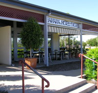 Banana Hotel Motel - Accommodation Resorts