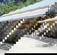 Mount Bryan Hotel - Accommodation Resorts