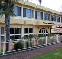 Adelaide International - Accommodation Resorts