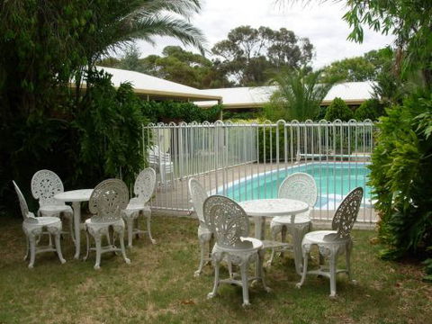Roundhouse Motel - Accommodation Resorts 7