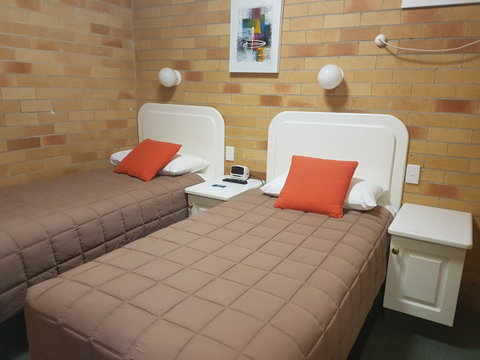 Cousins Motor Inn - Accommodation Resorts 14