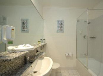 Best Western Grand Country Lodge - Accommodation Resorts 2