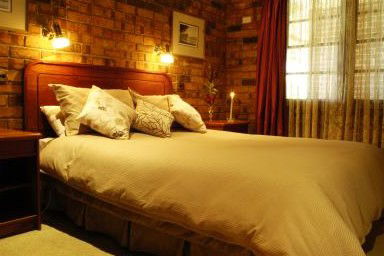 Bungendore NSW Accommodation Resorts