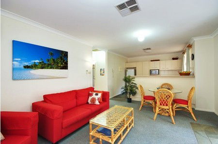 Beaches Serviced Apartments - Accommodation Resorts 0
