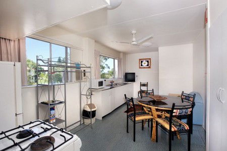 Ambassador Motor Inn Brisbane - Accommodation Resorts 2