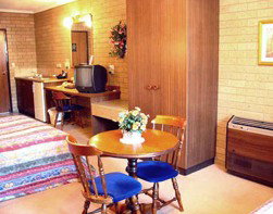 Goldtera Motor Inn - Accommodation Resorts 3