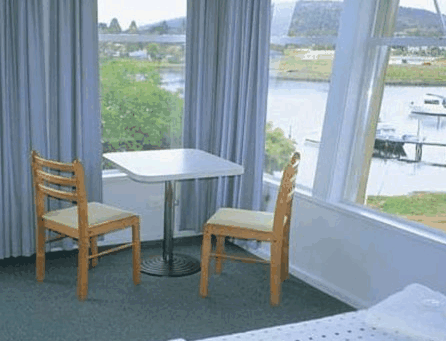 Leisure Inns Waterfront Lodge - Accommodation Resorts 1