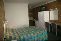 Barcaldine QLD Accommodation Resorts