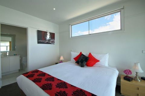 City Breeze - Stay Innercity - Accommodation Resorts 3