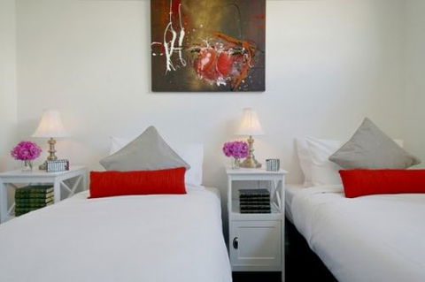 City Breeze - Stay Innercity - Accommodation Resorts 4
