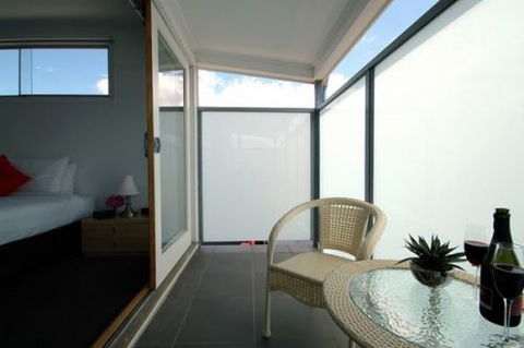 City Breeze - Stay Innercity - Accommodation Resorts 5