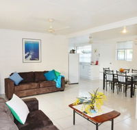 Lucinda Holiday Rentals  - Accommodation Resorts