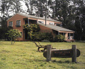 Moffat Falls Lodge And Cottages - Accommodation Resorts 0