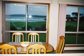 Emu Bay Sea Breeze - Accommodation Resorts 0