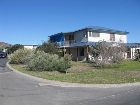Lancelin Beach Breaks Holiday Accommodation - Accommodation Resorts 1