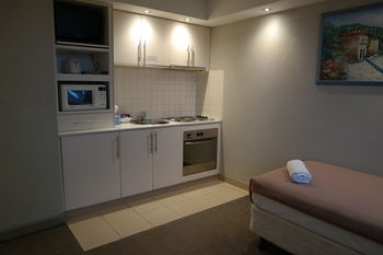 Parkville Place - Accommodation Resorts 4