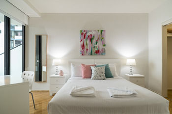 AKOM Docklands - Accommodation Resorts 26