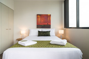 AKOM Docklands - Accommodation Resorts 47