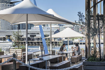 AKOM Docklands - Accommodation Resorts 50