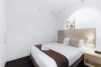 Docklands Private Collection Of Apartments - Digital Harbour - Accommodation Resorts 6