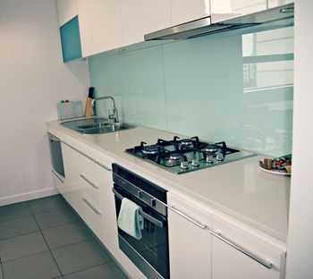 Docklands Private Collection Of Apartments - Digital Harbour - Accommodation Resorts 9